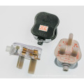 UK BS 1363 fused rewireable plug